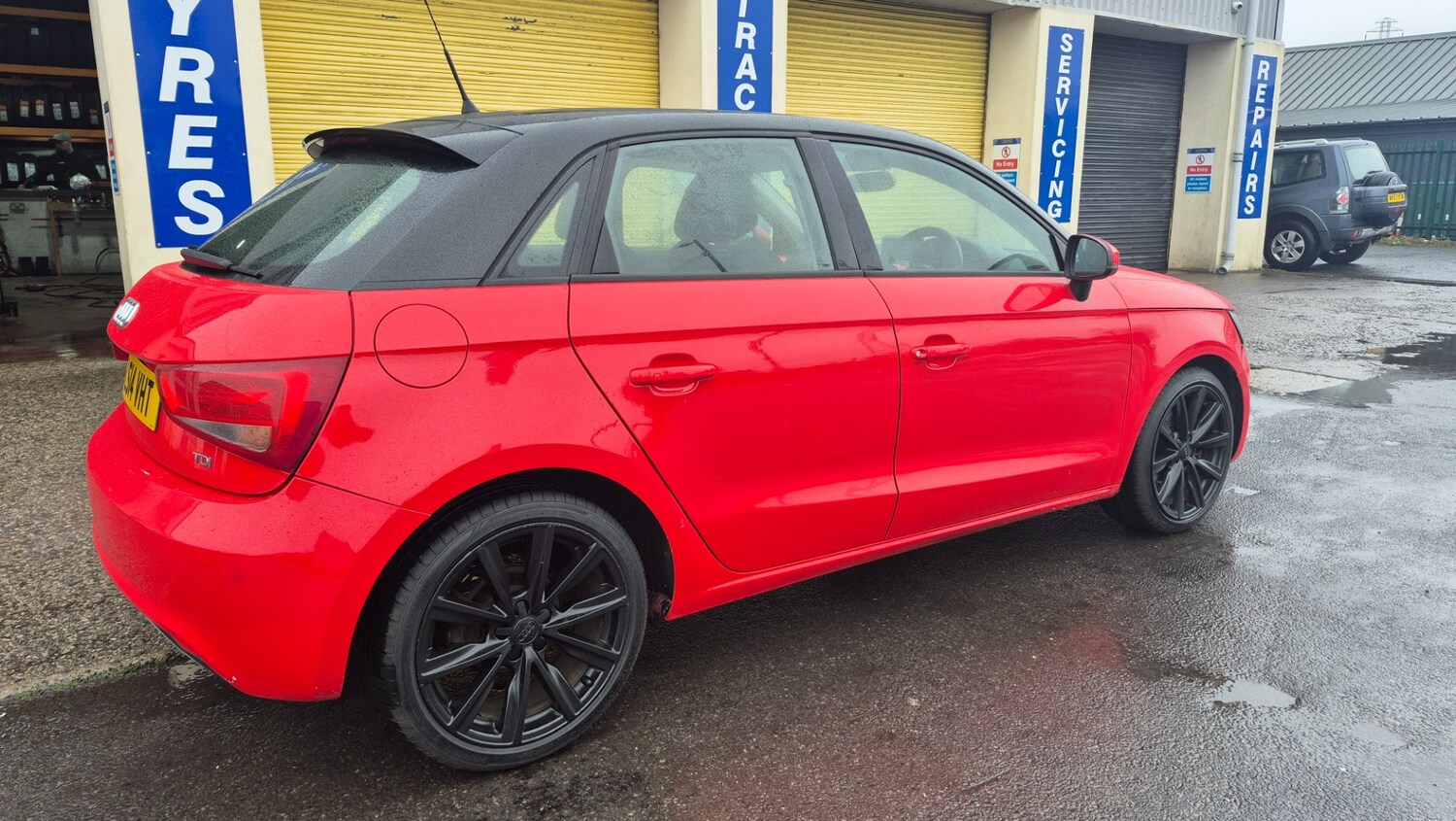 Used Audi A1 2014 for sale - 76553892: Photo 6