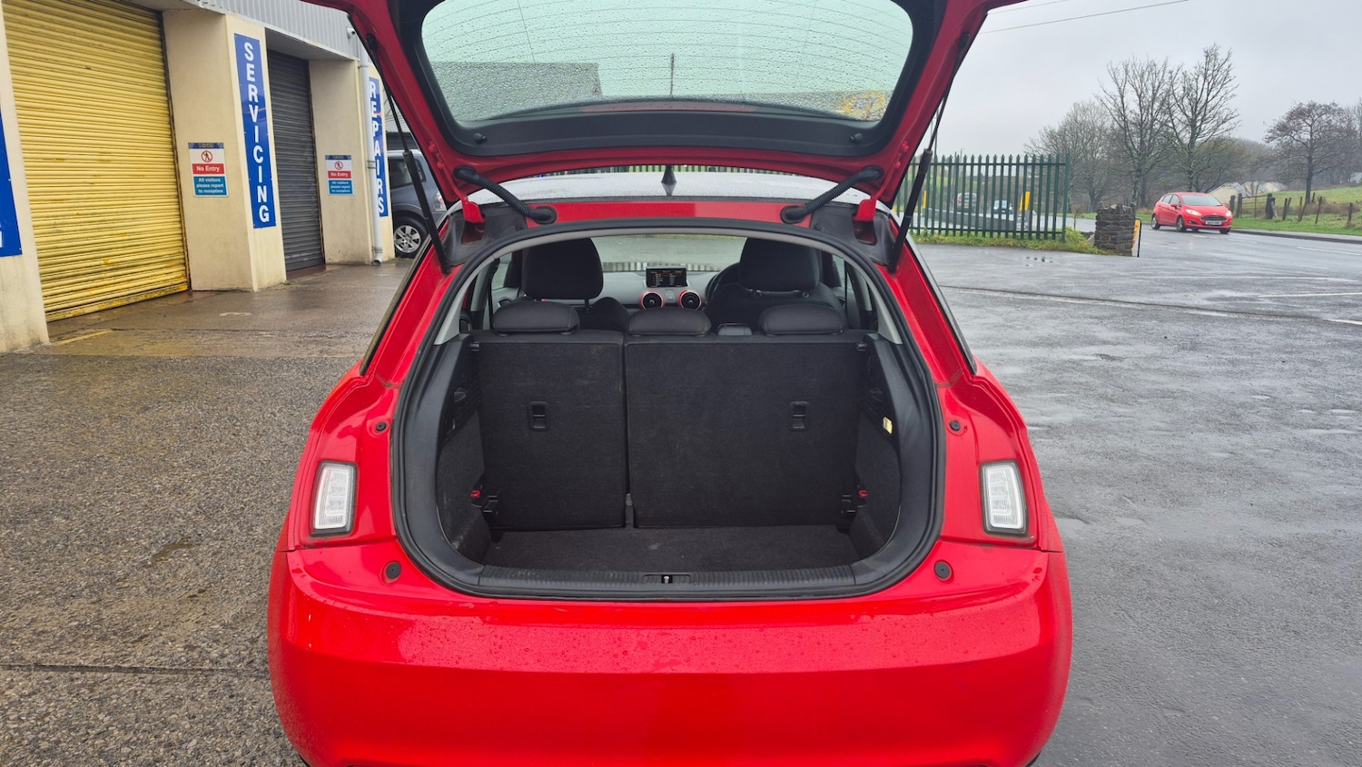 Used Audi A1 2014 for sale - 76553892: Photo 9