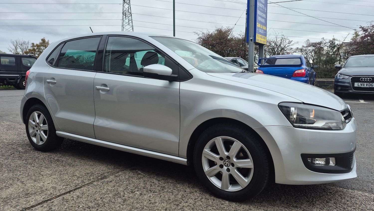 Used Volkswagen Polo 2012 for sale - 76762360: Photo 2