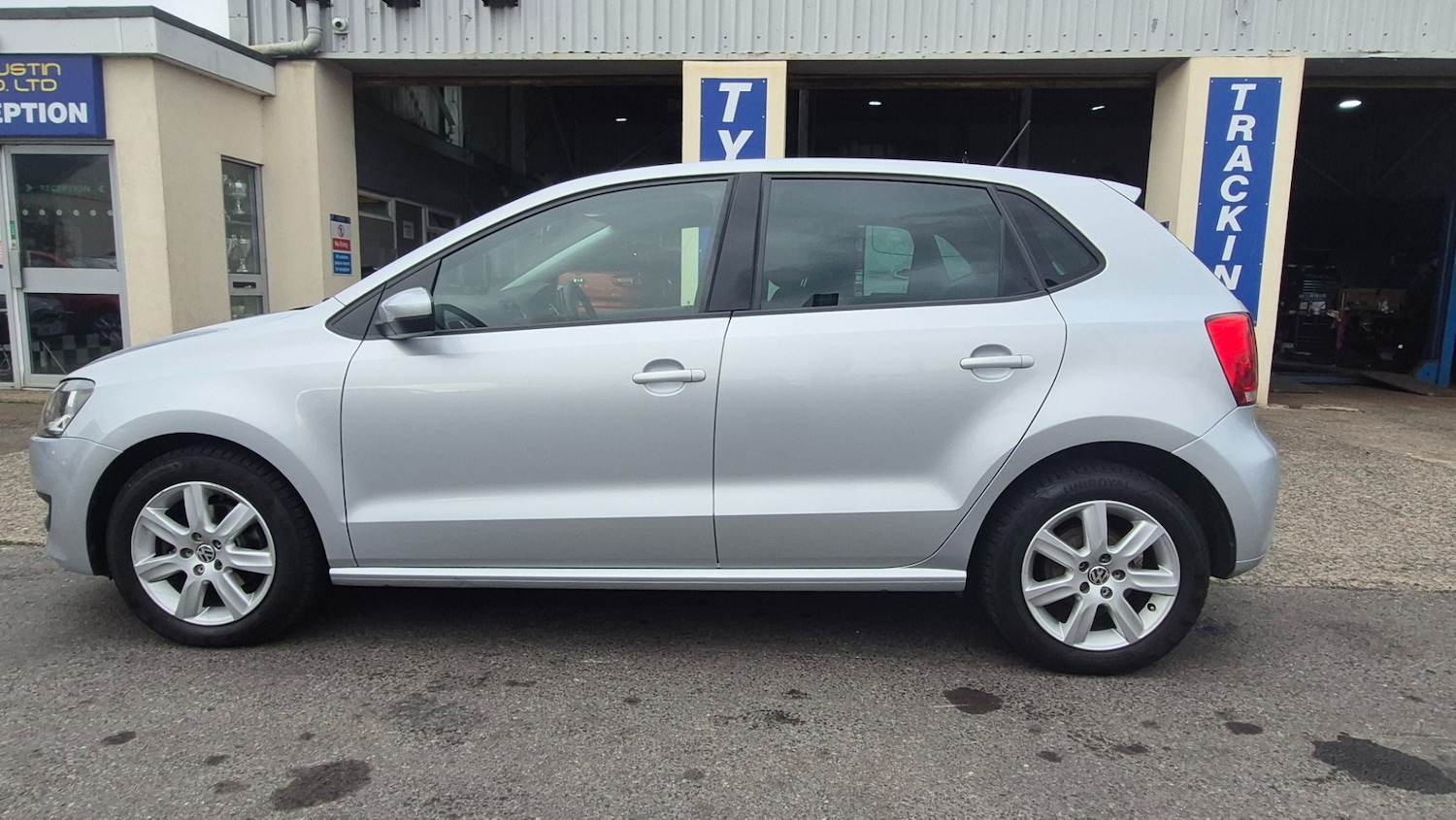 Used Volkswagen Polo 2012 for sale - 76762360: Photo 3