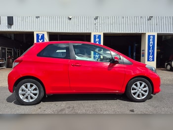 Used Toyota Yaris 2014 for sale - 75441079: Photo