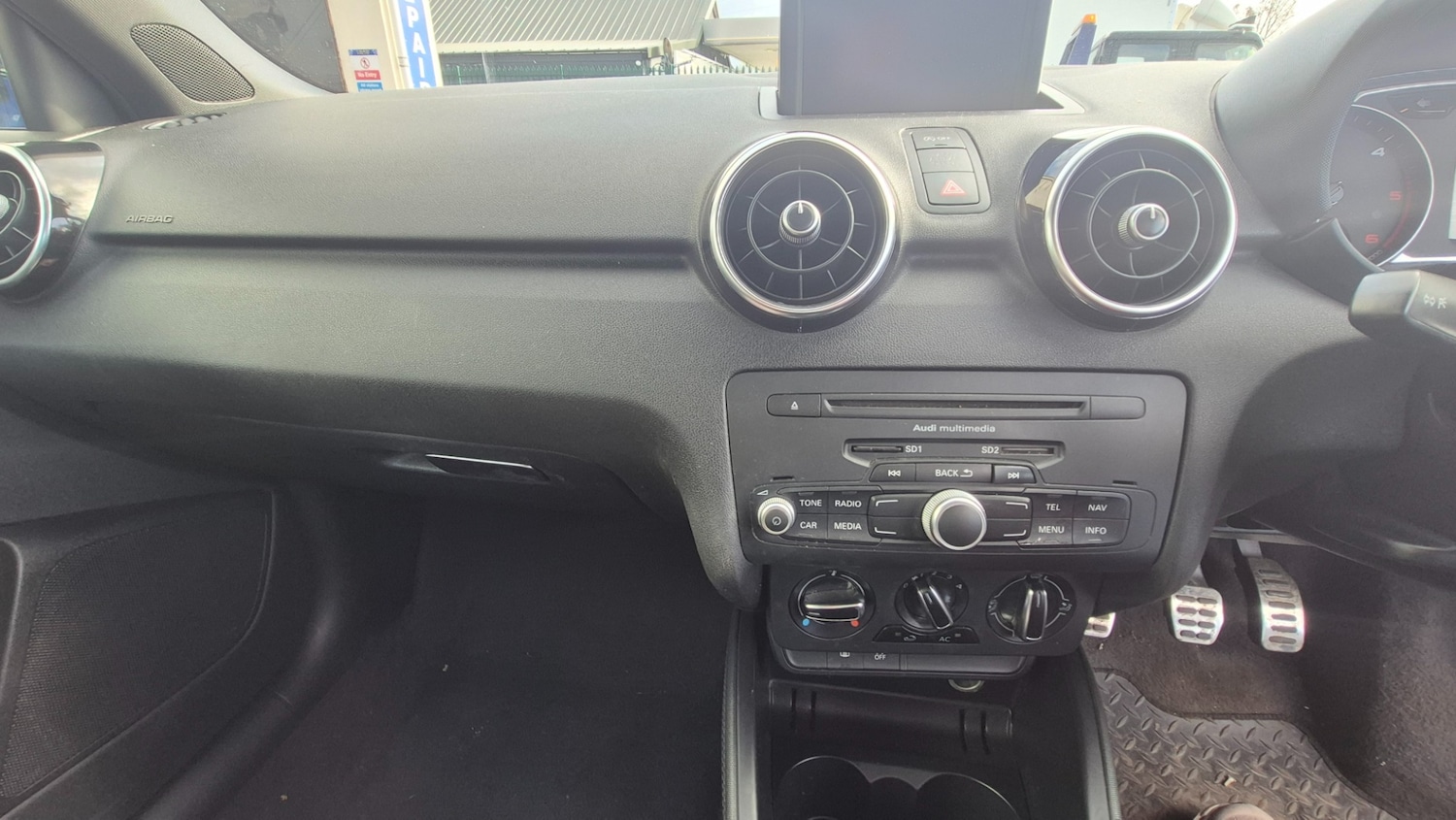 Used Audi A1 2011 for sale - 76403270: Photo 12