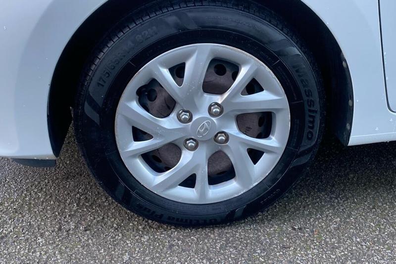 Used Hyundai i10 2018 for sale - 77146186: Photo 6