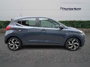 Used Hyundai i10 2024 for sale - 78050399: Photo