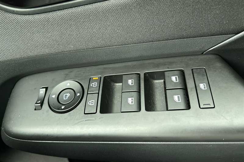 Used Hyundai KONA 2025 for sale - 77480377: Photo 16