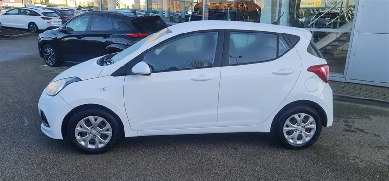 Used Hyundai i10 2016 for sale - 77164329: Photo 4