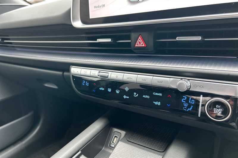 Used Hyundai IONIQ 6 2024 for sale - 77588824: Photo 15