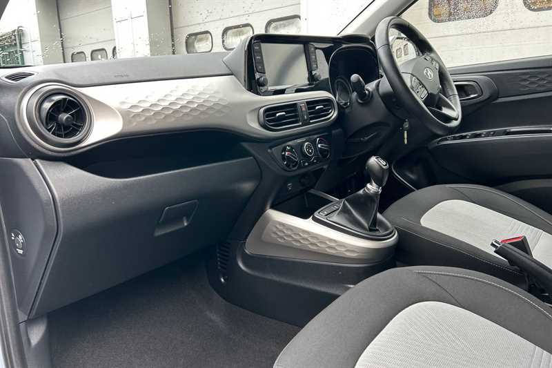 Used Hyundai i10 2021 for sale - 77795276: Photo 13