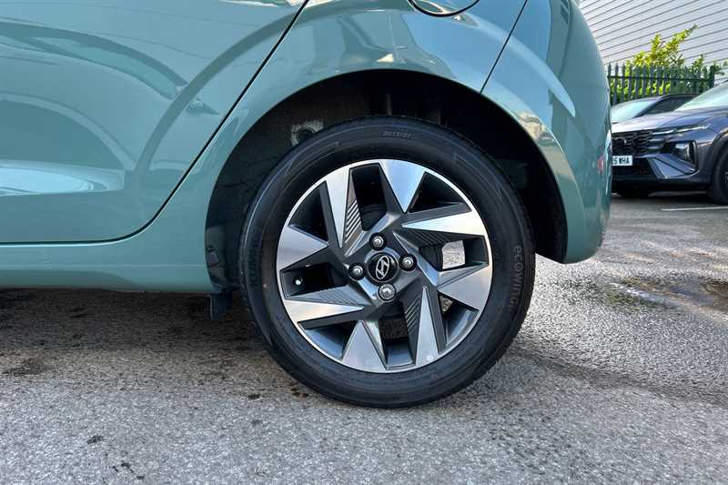 Used Hyundai i10 2024 for sale - 77471485: Photo 9