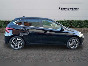 Used Hyundai i20 2021 for sale - 77256705: Photo