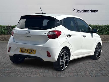 Used Hyundai i10 2023 for sale - 78638200: Photo