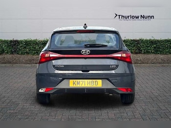 Used Hyundai i20 2021 for sale - 77347128: Photo