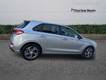 Used Hyundai i30 2022 for sale - 77471306: Photo