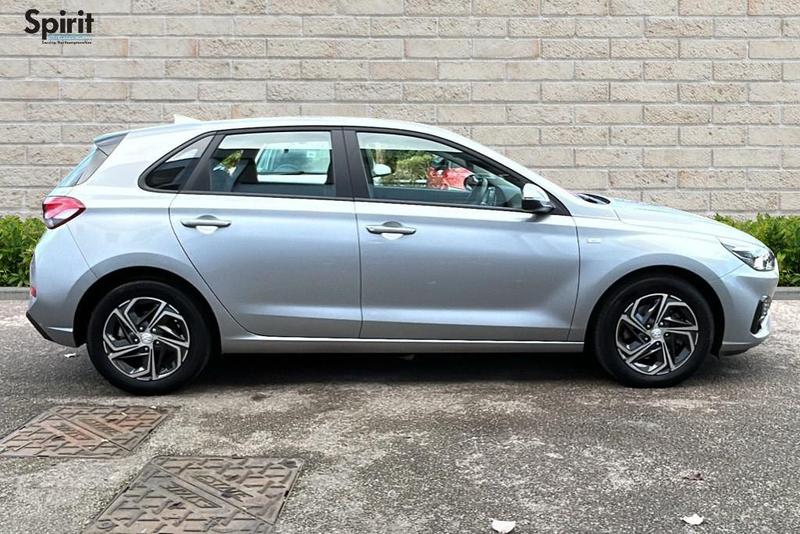 Used Hyundai i30 2022 for sale - 77146138: Photo 2