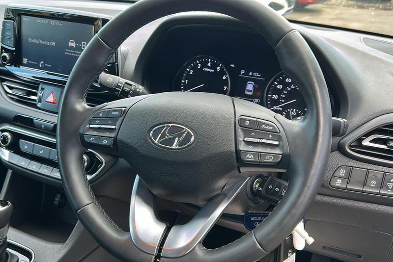 Used Hyundai i30 2022 for sale - 77146138: Photo 9