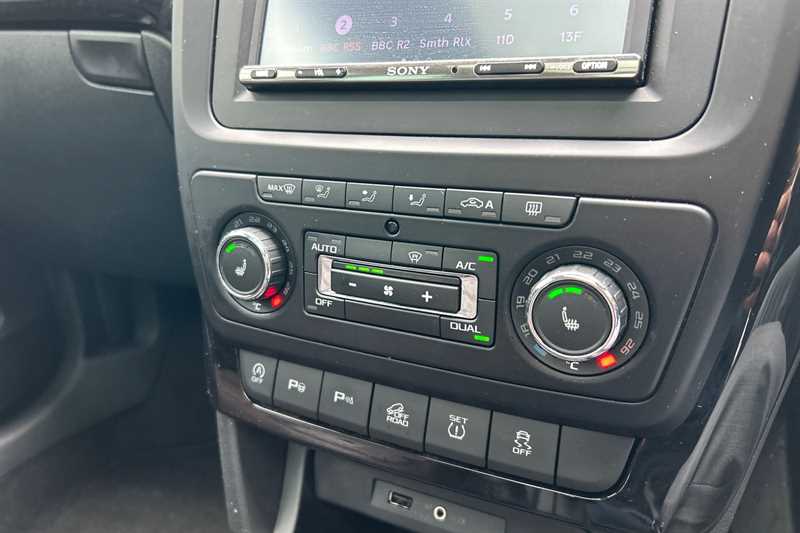 Used Skoda Yeti 2015 for sale - 77726271: Photo 15