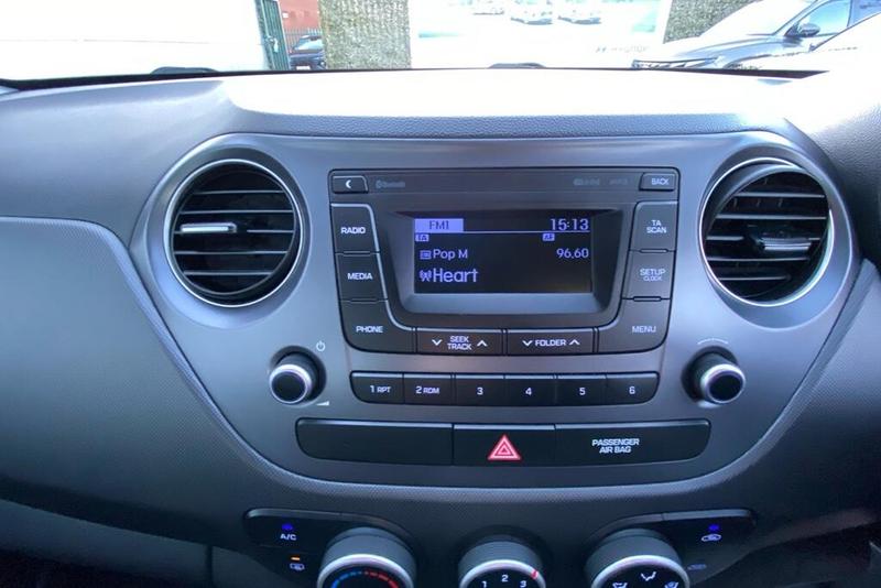 Used Hyundai i10 2018 for sale - 77178312: Photo 15