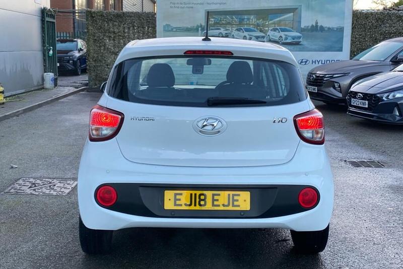 Used Hyundai i10 2018 for sale - 77178312: Photo 8