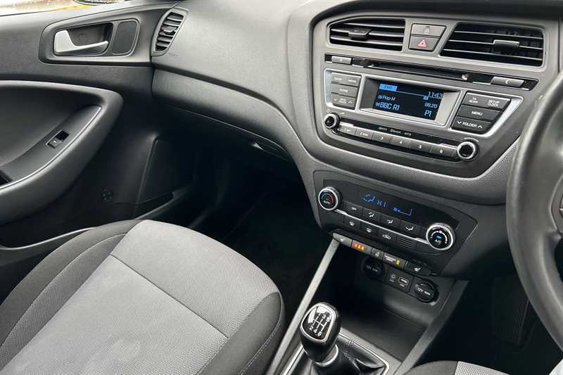 Used Hyundai i20 2016 for sale - 77480346: Photo 14