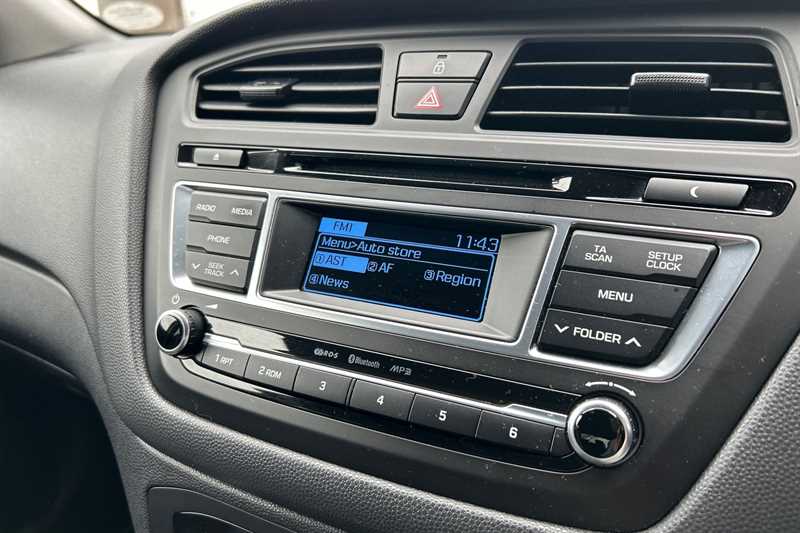 Used Hyundai i20 2016 for sale - 77480346: Photo 18