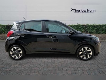 Used Hyundai i10 2023 for sale - 78022839: Photo