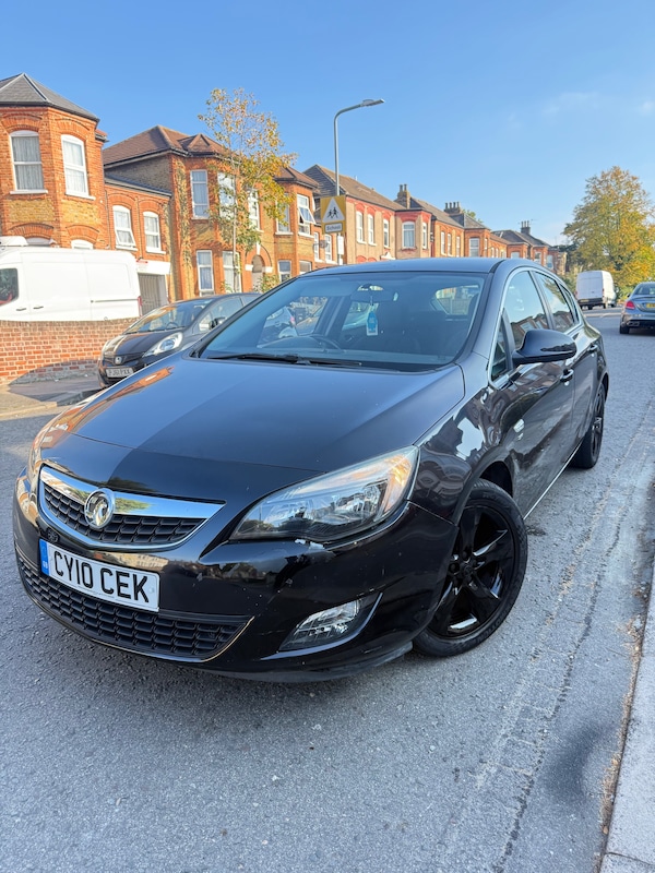Used Vauxhall Astra for sale - 76255529: Photo 1