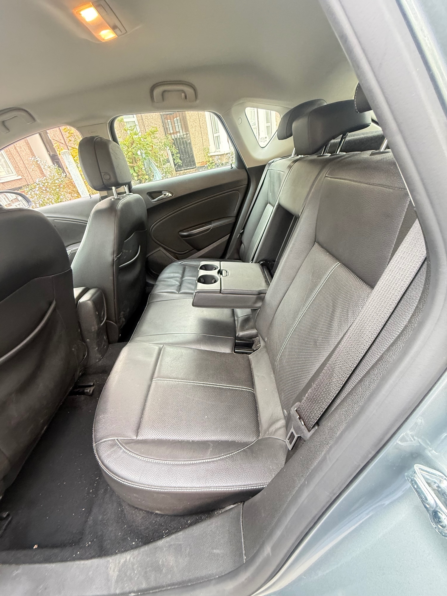 Used Vauxhall Astra 2012 for sale - 76172248: Photo 9