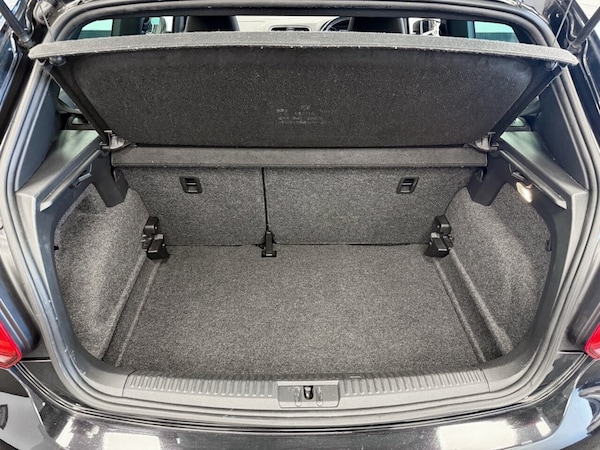 Used Volkswagen Polo 2016 for sale - 75560580: Photo 18