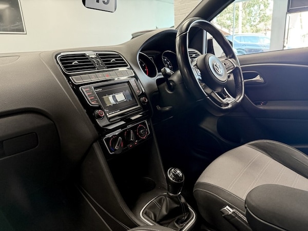 Used Volkswagen Polo 2016 for sale - 75560580: Photo 21