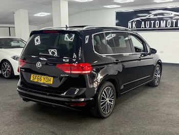 Used Volkswagen Touran 2016 for sale - 75642047: Photo