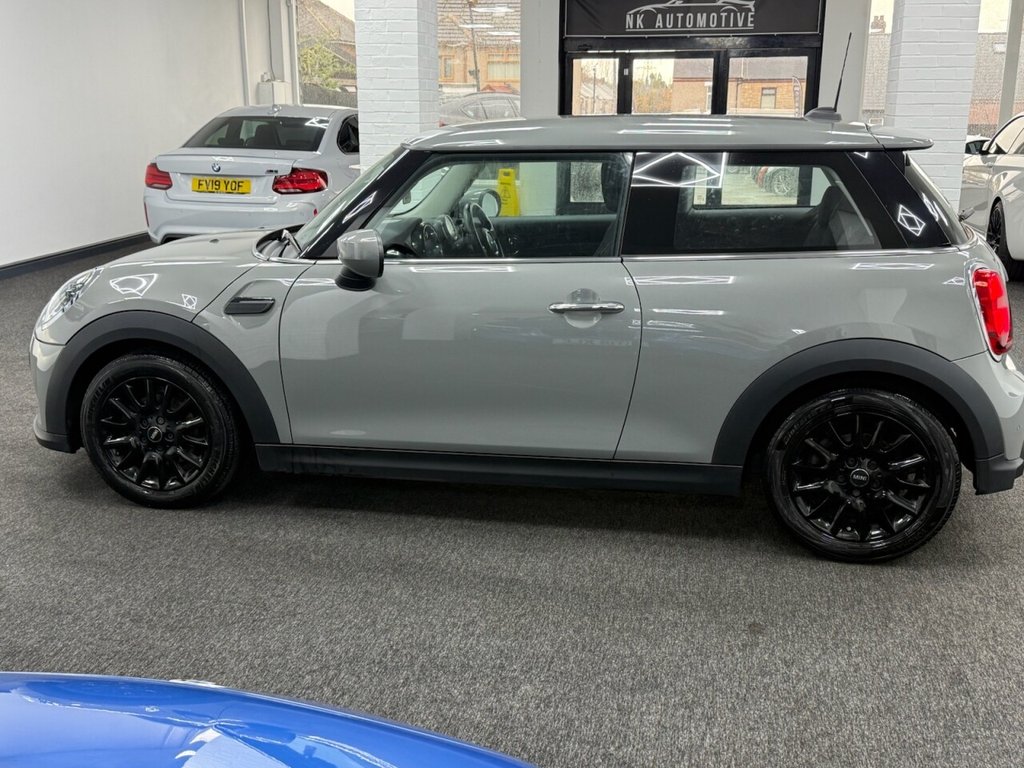 Used MINI Hatch 2022 for sale - 76417692: Photo 9