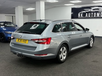 Used Skoda Superb 2016 for sale - 76304260: Photo