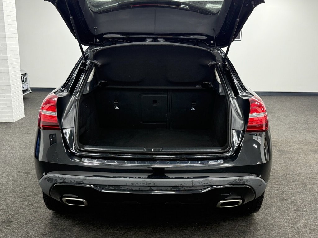 Used Mercedes-Benz GLA 2018 for sale - 76417697: Photo 33