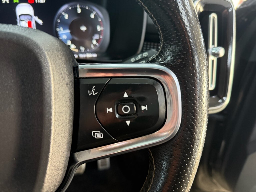 Used Volvo XC40 2018 for sale - 76569919: Photo 28