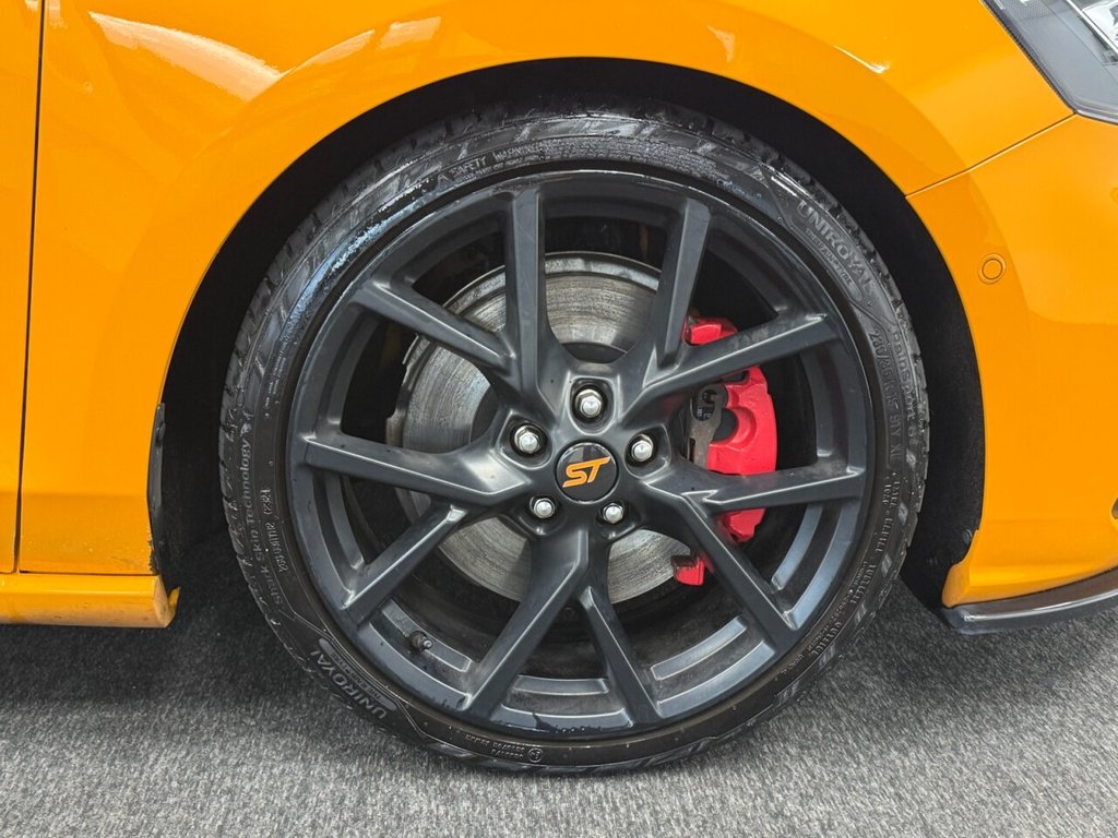 Used Ford Focus 2019 for sale - 76686663: Photo 13