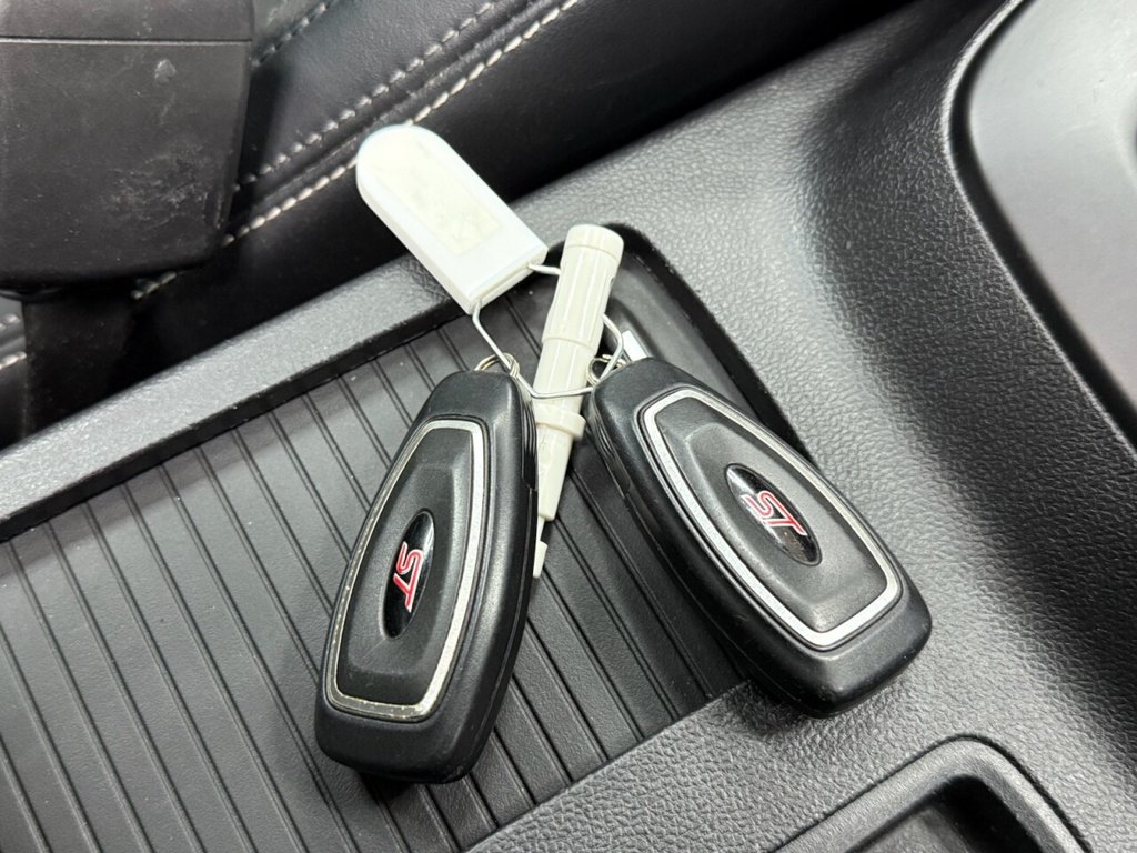 Used Ford Focus 2019 for sale - 76686663: Photo 33