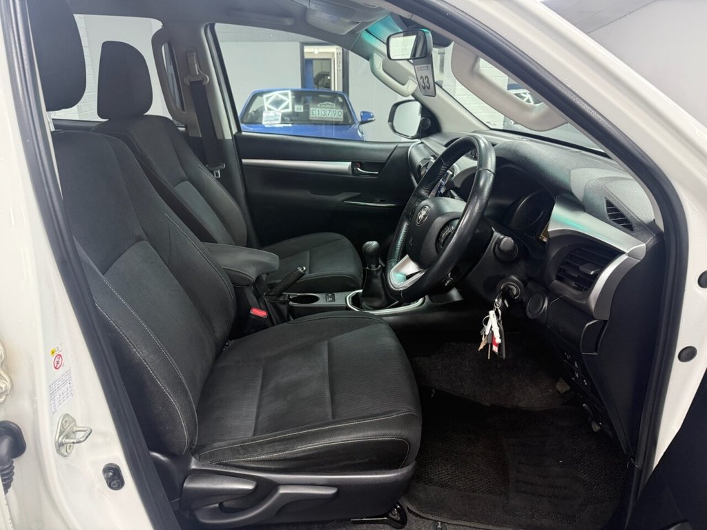 Used Toyota Hilux 2017 for sale - 76591044: Photo 11