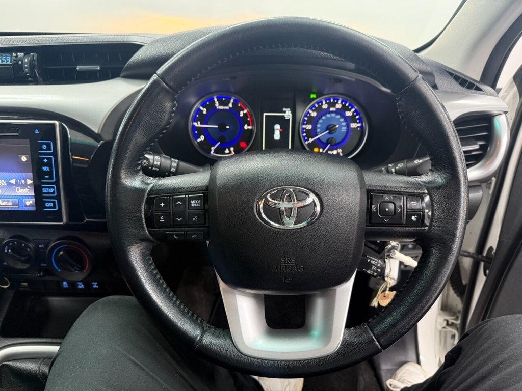 Used Toyota Hilux 2017 for sale - 76591044: Photo 21