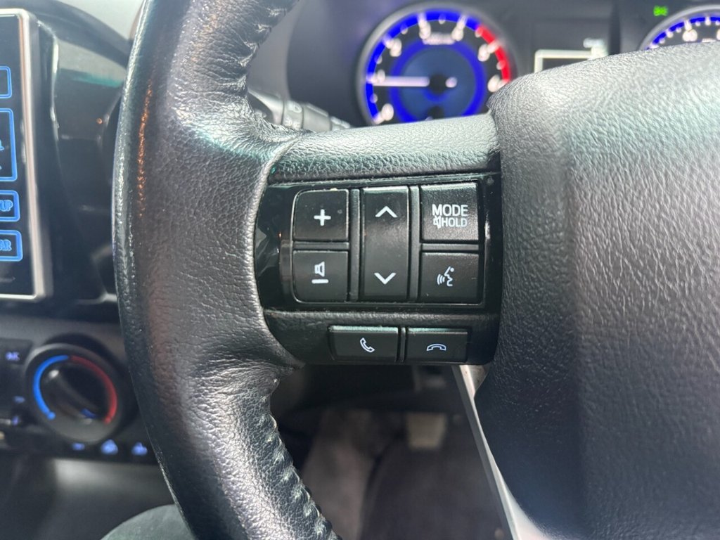 Used Toyota Hilux 2017 for sale - 76591044: Photo 22