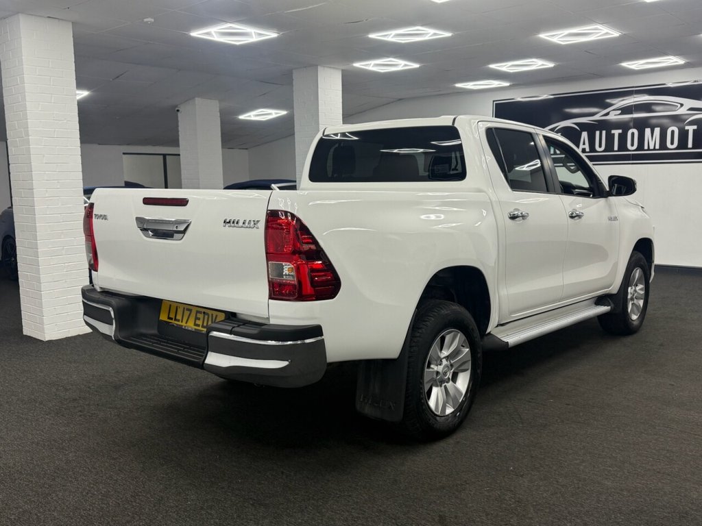 Used Toyota Hilux 2017 for sale - 76591044: Photo 4