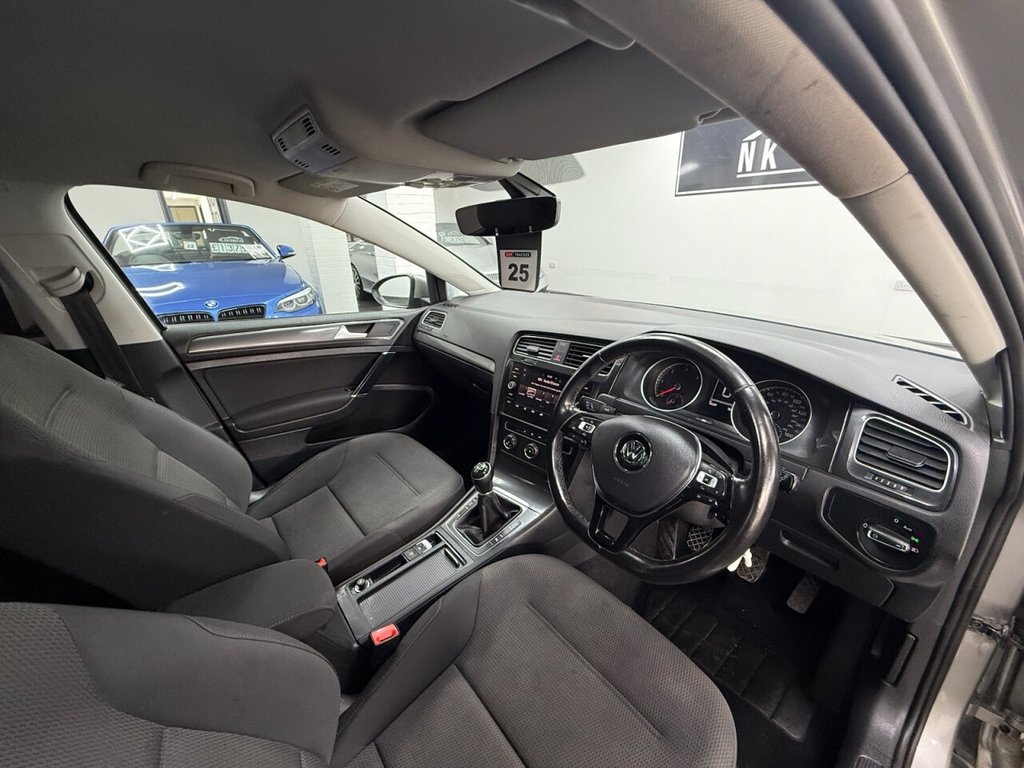 Used Volkswagen Golf 2017 for sale - 76019136: Photo 14