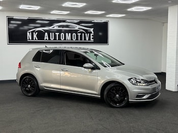 Used Volkswagen Golf 2017 for sale - 76019136: Photo