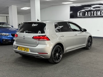 Used Volkswagen Golf 2017 for sale - 76019136: Photo