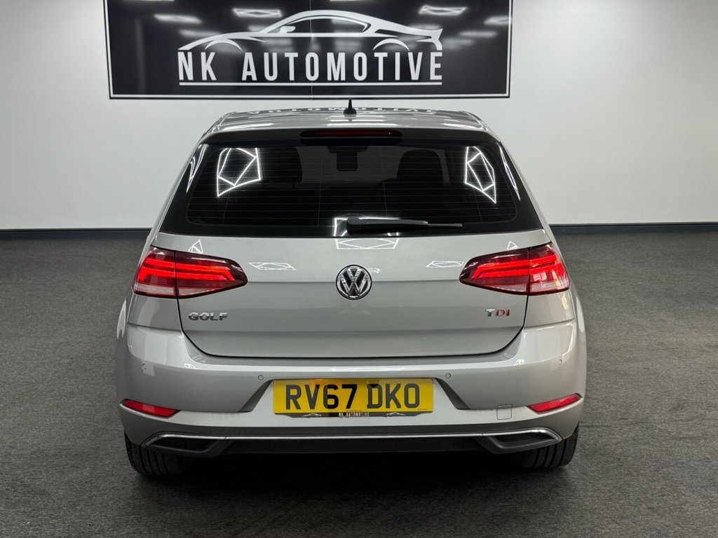 Used Volkswagen Golf 2017 for sale - 76019136: Photo 5