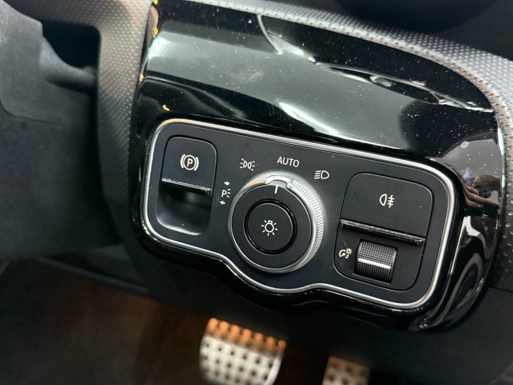 Used Mercedes-Benz A-Class 2018 for sale - 76417720: Photo 17