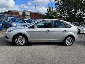 Used Ford Focus 2010 for sale - 78784013: Photo
