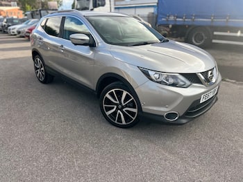 Used Nissan Qashqai 2017 for sale - 79735189: Photo