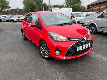 Used Toyota Yaris 2015 for sale - 79721132: Photo