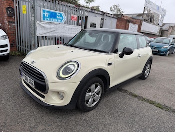 Used MINI Hatch 2018 for sale - 78783917: Photo