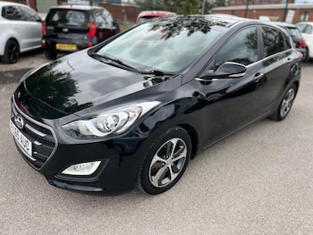 Used Hyundai i30 2015 for sale - 79552889: Photo
